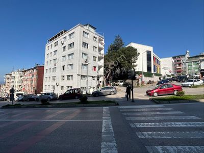 Leo'dan Yıldırım Namazgah Meydanın'da 2+1 Ara Kat Satılık Daire