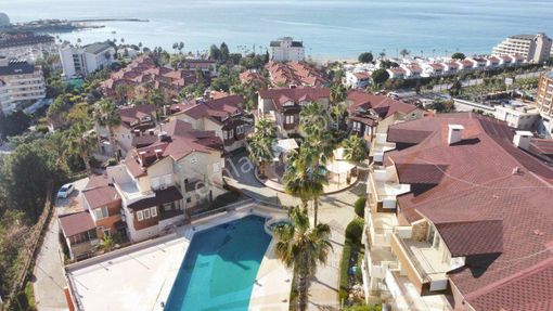 Alanya Türkler’de Elıte Country Sitesinde Denize 200 M 1+1 Eşyalı Satılık Daire