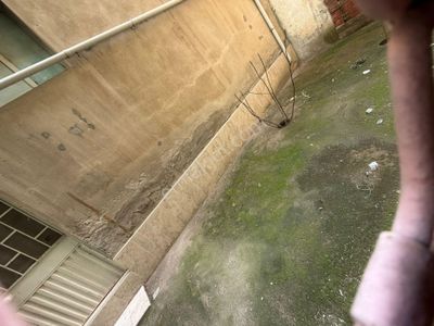 Buca Fırat Mah. 95 M2 Bahçeli Kiralık Depo Dükkan