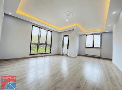 Sultanbeyli Orman Manzaralı 4+1 Satılık Dublex Daire