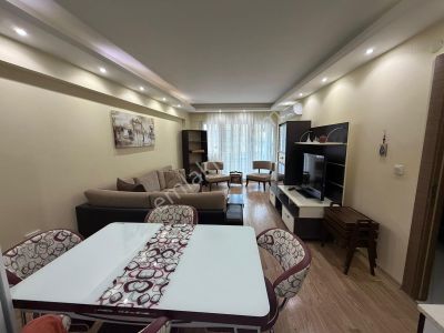 Balçova' Da Belediye'ye Yakın 3+1 Eşyalı, Tertemiz Daire