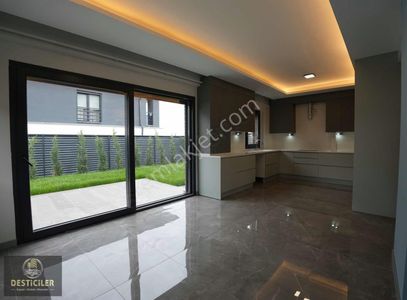 Ck-30 | Aşağısöğütönünde Ultra Lüks Köşe Villa