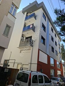 Güneş'ten Şirinyer Metro Yanı 1+1 50m 3. Kat Balkon Asansör