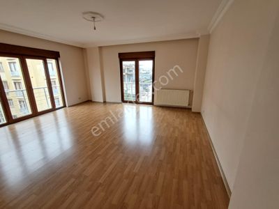 Ataşehir K.bakkalköyde İskanlı,hemen Oturabileceğiniz 3+1 Daire