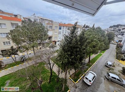 Nil Karkin'den Satılık Geniş 2+1