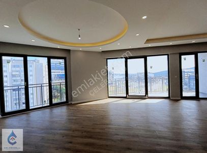 Boydan Yapı'da 5.5+1, 320 M2, Çift Salonu Üst Dublex