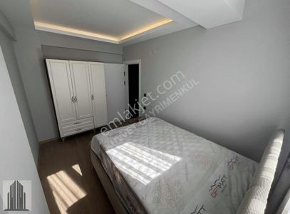 Kuvvet Den Tramvya Sahile Yürüme Mesafesinde Eşyalı Satılık 1+1