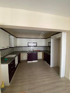 Karaçay Mahallesi Hürriyet Caddesi Üzeri Asansörlü 3. Kat 3+1 Klimalı Daire