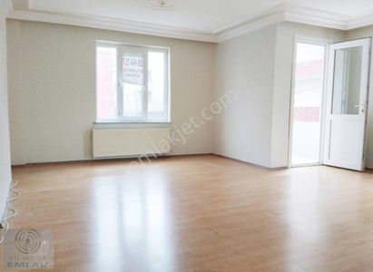 Kayışdağı Merkez Dörtyol Işıklarda 150m2 1.kat Balkonlu Kombili