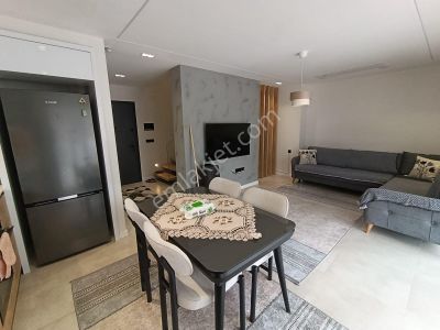 Devamlı Kiralık Havuzlu Sitede Müstakil Villa Komple Eşyalı