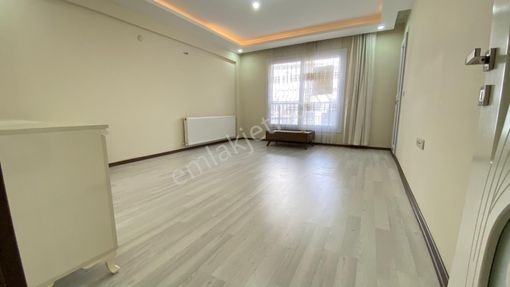 Acill Buca Ufuk Mah.de Y.kemer Meydan Yakını 3+1 120m2 Ayrı Mutfak Yeni Binada Satılık Daire