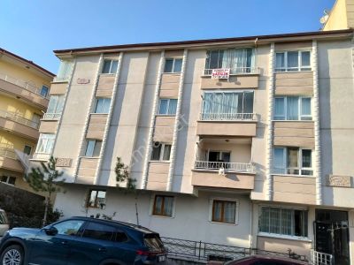 Etimesgut İstasyon Mahallesi’nde Bakımlı 3+1 Satılık Daire