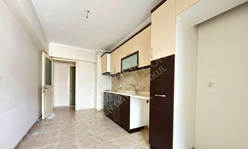 İzmir Körfez Evleri Mah Deniz Manzaralı 3 + 1 Kiralık Daire