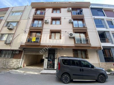 Buca Üçkuyular Meydanı Ve Çevik Bir Meydan Yak.1+1 Kiralık Daire