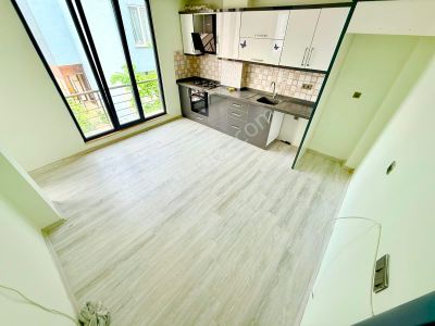 ▶ ▶akçay Körfez'den Denize 400 Metre Geniş Kullanımlı Kiralık 1+1 Daire