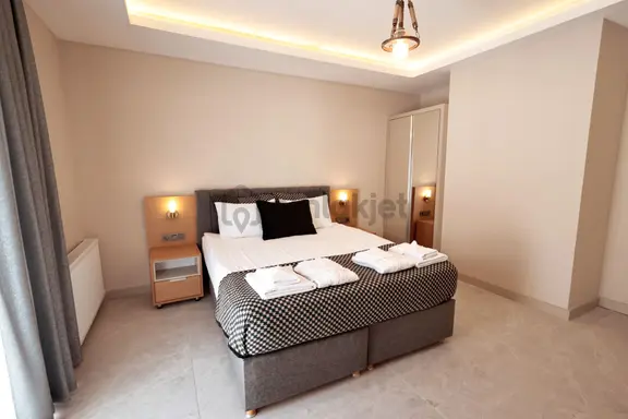 Konyaaltı Sahiline 50 Mt Havuzlu, Jakuzili Daireler 2