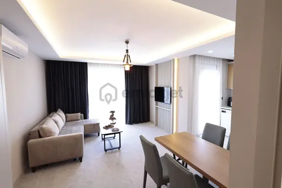 Konyaaltı Merkezde Plaja 50 Mt Lüx Daireler 1