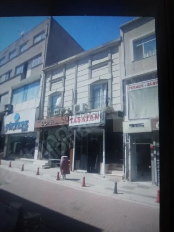 Bayrampaşa Ortamahallede Satılık Dükkan Hissesi Kentsel Dönüşümlü 2