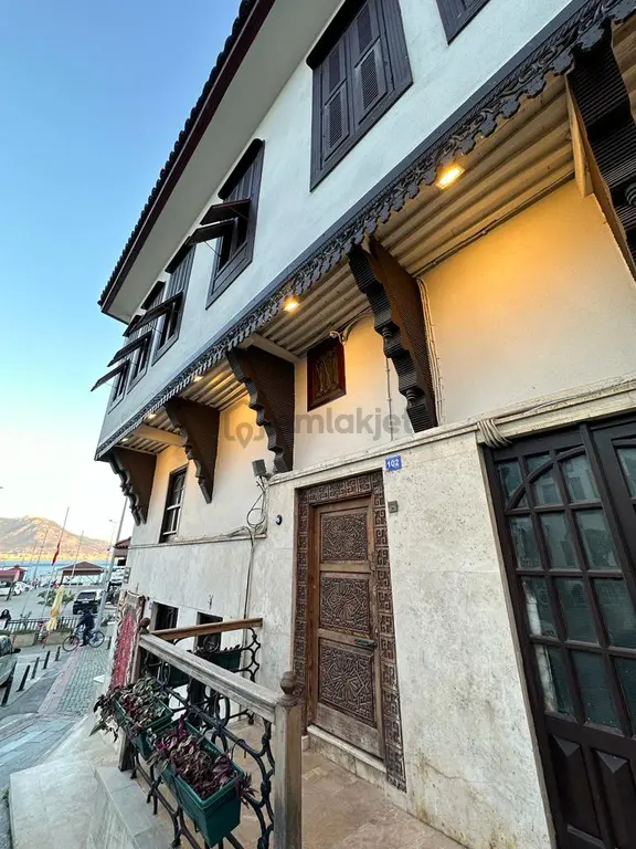 Alanya Çarşı Mah.iskele Cad.satılık Tarihi Konak 2