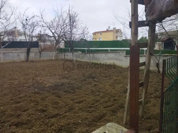 Marmaraereglisinde Müstakil Tek Katlı Kiralik Ev 2