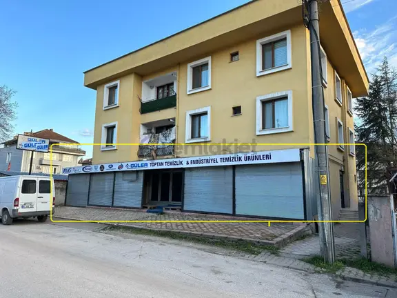 Net Emlaktan Azmimillide Satılık Dükkan 240 M2 2