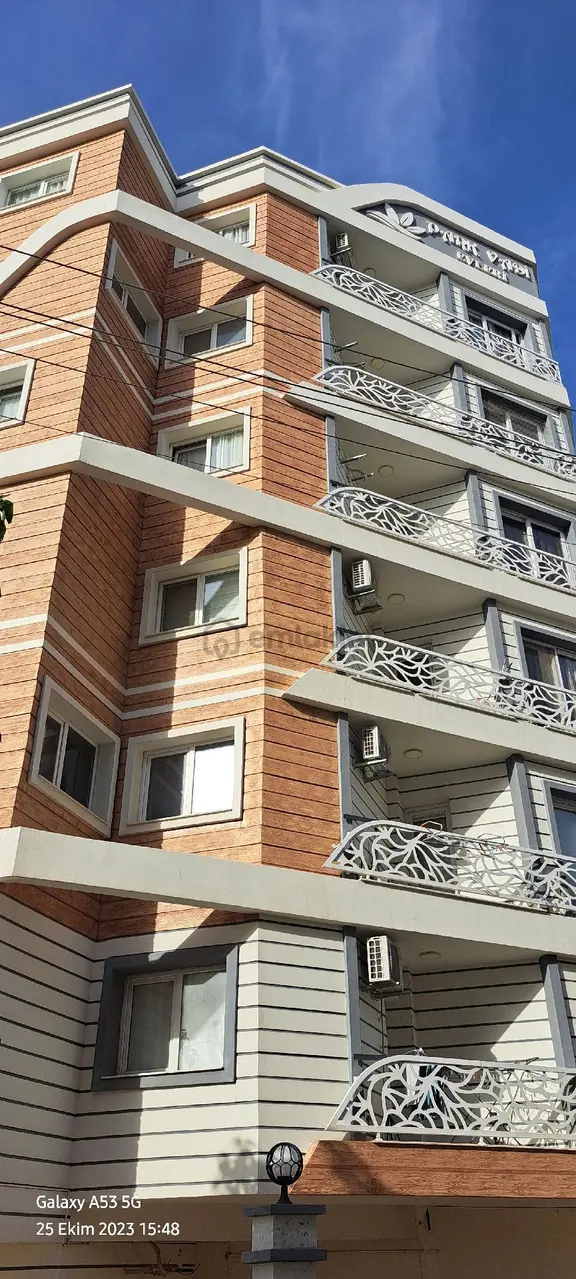 Bornova Da 2+1 Satılık Eşyalı Lüks Daire 2