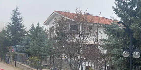 Gölbaşı Bahçelievler Şafak Sitesinde 5+2 Satılık Villa 2