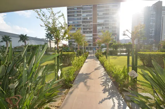 Mavişehir Modern-4'te Kiralık Lüks Eşyalı Peyzaj Manzaralı 2+1 Daire 1