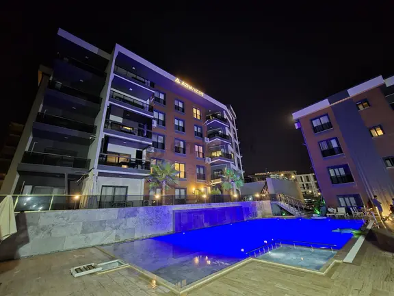 Merkeze Yakın-7/24 Guvenlık-havuz-otopark-peyzaj-yerden Isıtma-ultra Lüx-akıllı Ev 1
