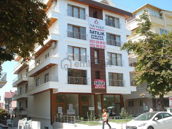 Filizden Emek Kazakistan Cad. Katta Kiralık 3+1 Arka Cephe Asansörlü 1