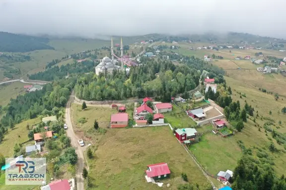 Haçka Yaylasında Satılık Özel Yapım Muhteşem Villa Ve Arsa 2