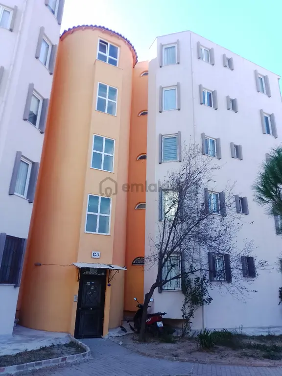 Bergama Bayatlı Sitesinde Jeotermalli 2+1 Daire 1