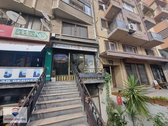 İzmit Orduevi'nde E-5 Cepheli Kiralık 110 M2 Asma Katlı Dükkan 2
