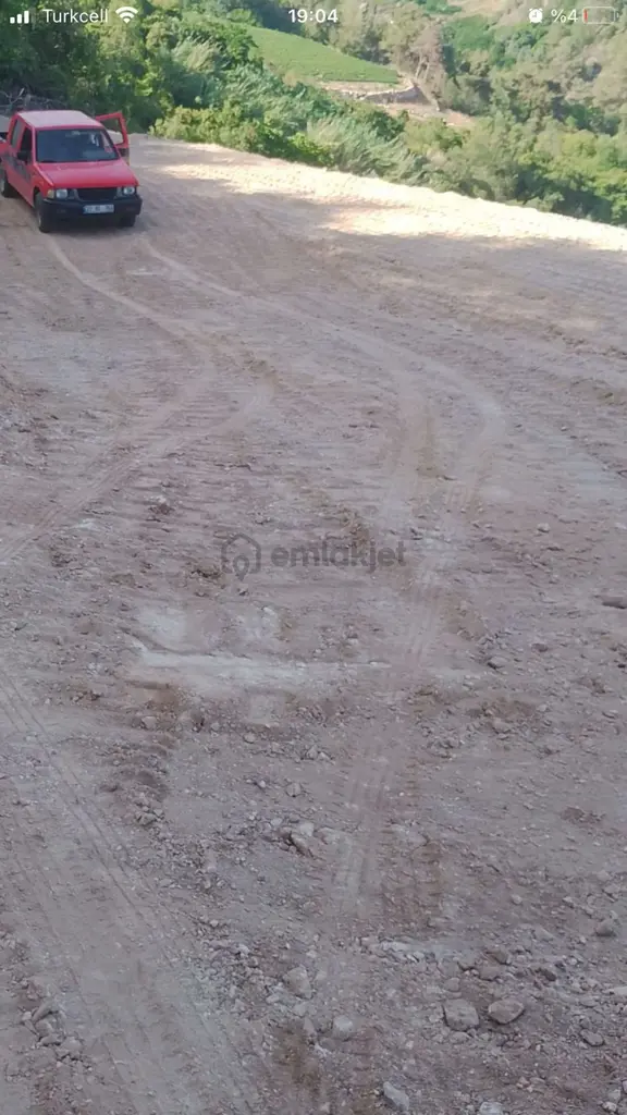 Sahibinden Yenişehir/uzunkaş'ta Ev Yapımına Uygun Manzaralı Tarla 2