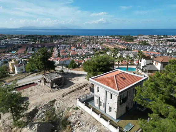 Full Manzaralı-özel Havuz/otopark-300 M2 Bahçe-yeni Yapım Lüx-tamamı Müstakil Villa 2