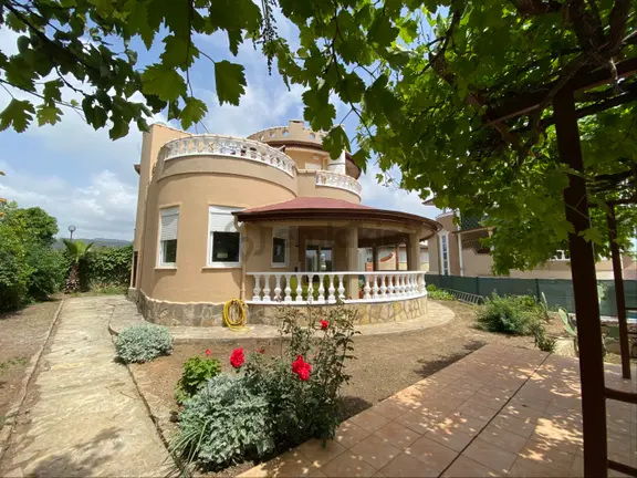 Avsallar İncekum Orman Kampı Karşısında Kiralık Dubleks Villa 1
