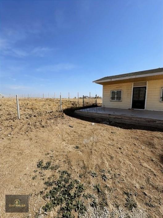 Gölbaşı'nda Evi İle Birlikte Satılık Müstakil Arsa ! 2