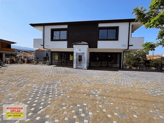 Mordoğan Emlaktan Caddeye Sıfır 60m2 Sıfır Kiralık İş Yerleri 1