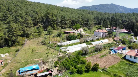Marmaris Karaca Ovacıkta Köy Yoluna Cephe 888 M2 Muhteşem Arazi 2