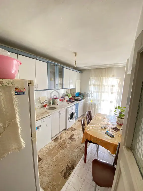 Mç Emlak'tan Mareşal Çakmak Mah'de 3+1 Satılık Daire 1