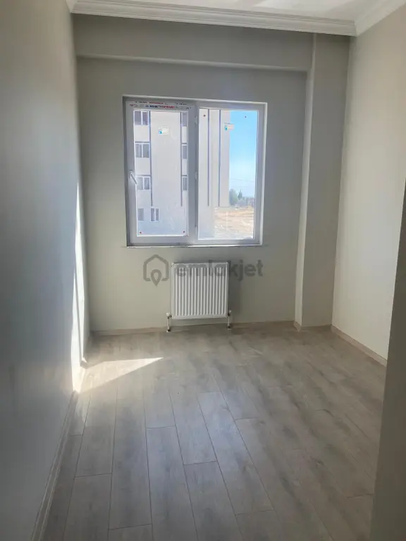 Satılık 3+1 Sıfır Daire Pınarbaşı Mah.1.kat 3.250.000 Tl. 1