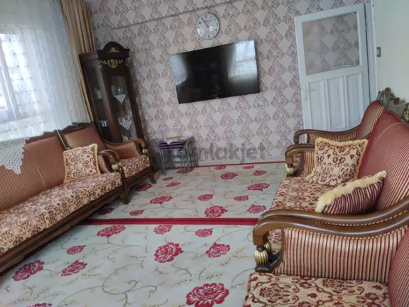 Sahibinden Merkezi Yerde Uygun Doğalgazlı Arakat Daire 1