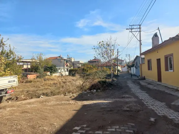 Okkalı Emlak Tan Menemen Emiralem De Satılık Arsa 1
