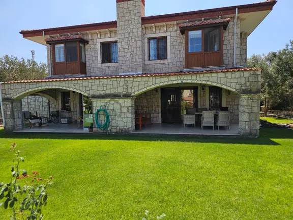 Alaçatı Orjinal Taş Ev 1