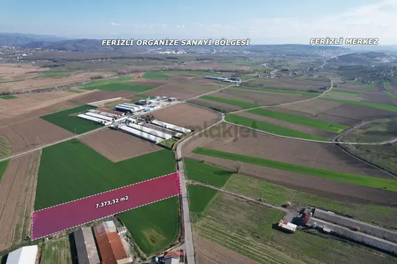 Asfalta Cepheli %40 Ticari + Konut İmarlı 7.373 M2 Mükemmel Konumda Arsa 1