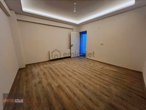 Tapu Masrafı Yok Şemiklerde 2+1 Satılık - Köşe- Balkonlu-fırsat 1