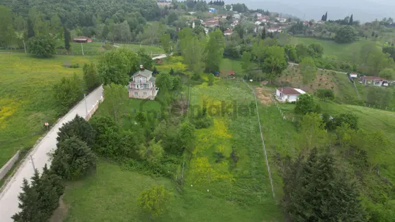 Kocaeli Karamürsel Çamdibi Satılık 593 M2 Hobi Bahçesi 2