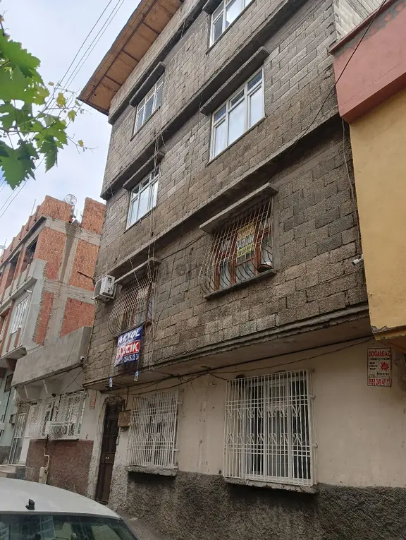 Akyol Gayrimenkul Den Satlık Bina Kayaönü Mahallesinde 4 Katlı 1