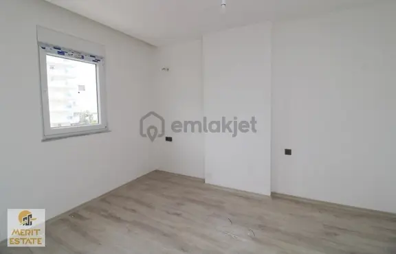 Mahmutlar Mah. Yeni Bina Kiralık 1+1 Daire 2
