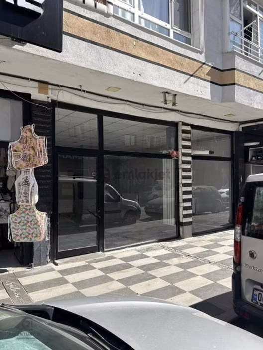 Cadde Üstü Kiralık Dükkan 1